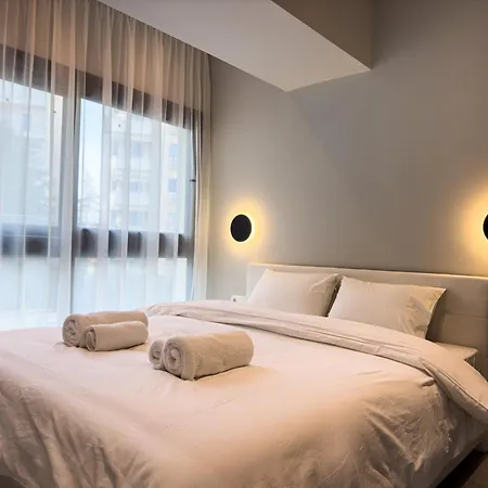 8 By Proliving Hospitality Apartment