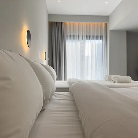 8 By Proliving Hospitality Apartment