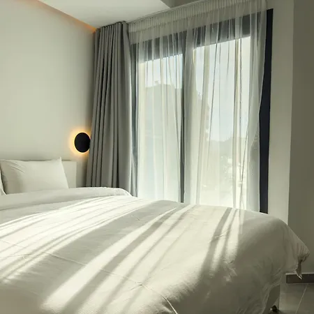 Apartment 8 By Proliving Hospitality