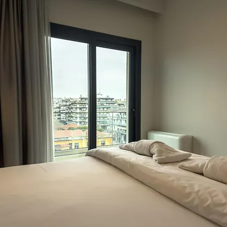 8 By Proliving Hospitality * Thessaloniki
