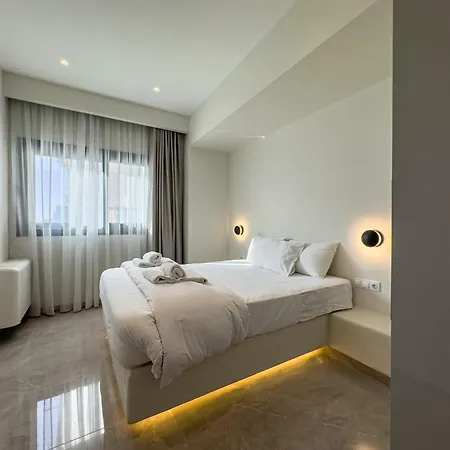 8 By Proliving Hospitality *