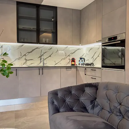 8 By Proliving Hospitality Appartamento *