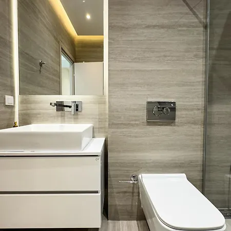 8 By Proliving Hospitality Salonicco
