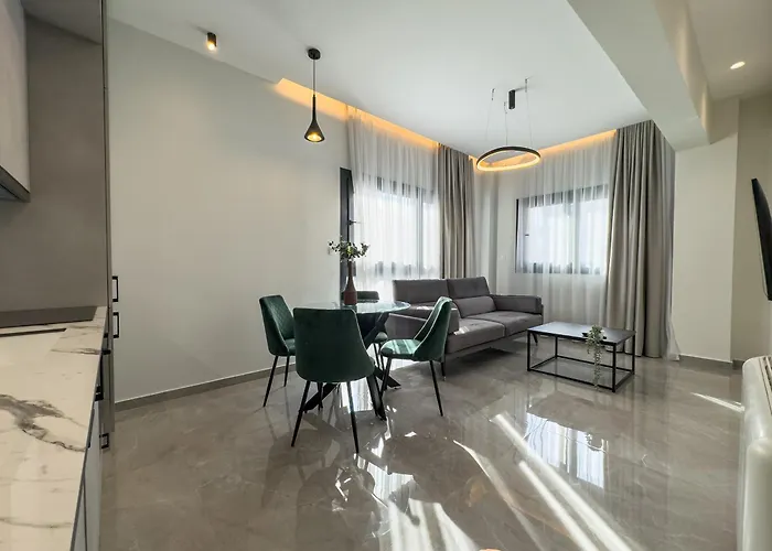 8 By Proliving Hospitality 아파트