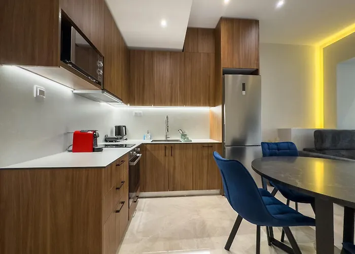 아파트 8 By Proliving Hospitality *